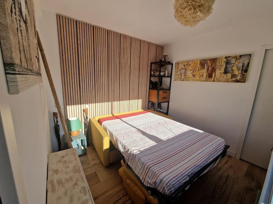 Les Zebres- Wifi-jacuzzi-velos-ecran Plat- Parentales- Baignoire * La Rochelle (Charente-Maritime)