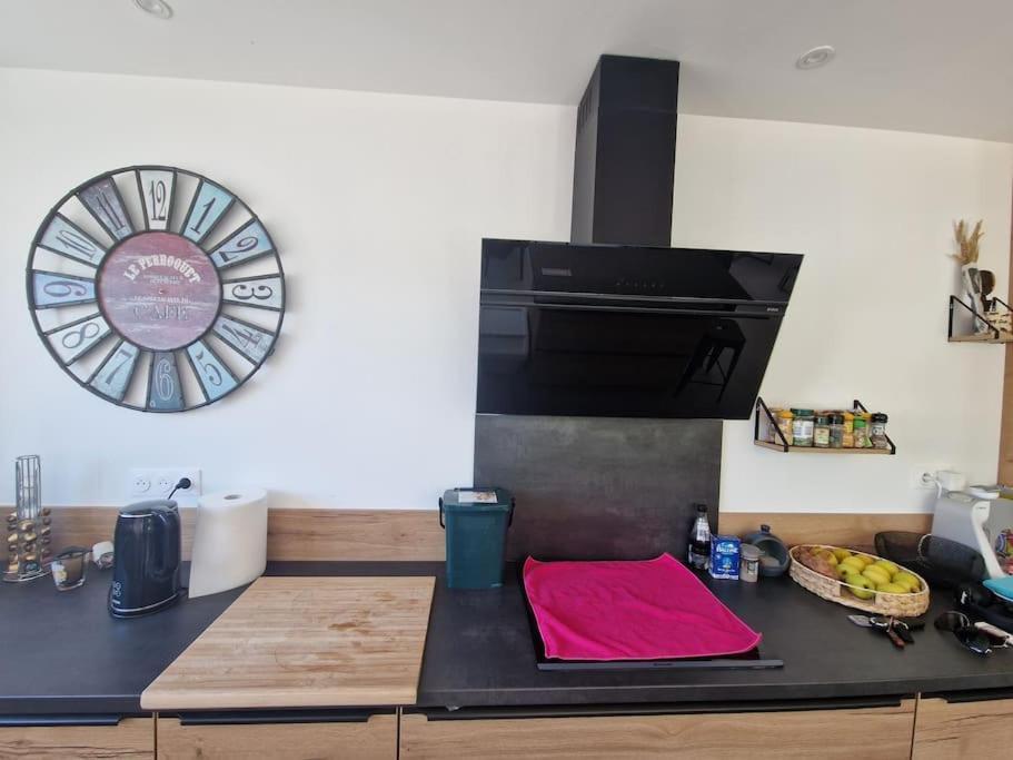 Villa Les Zebres- Wifi-jacuzzi-velos-ecran Plat- Parentales- Baignoire